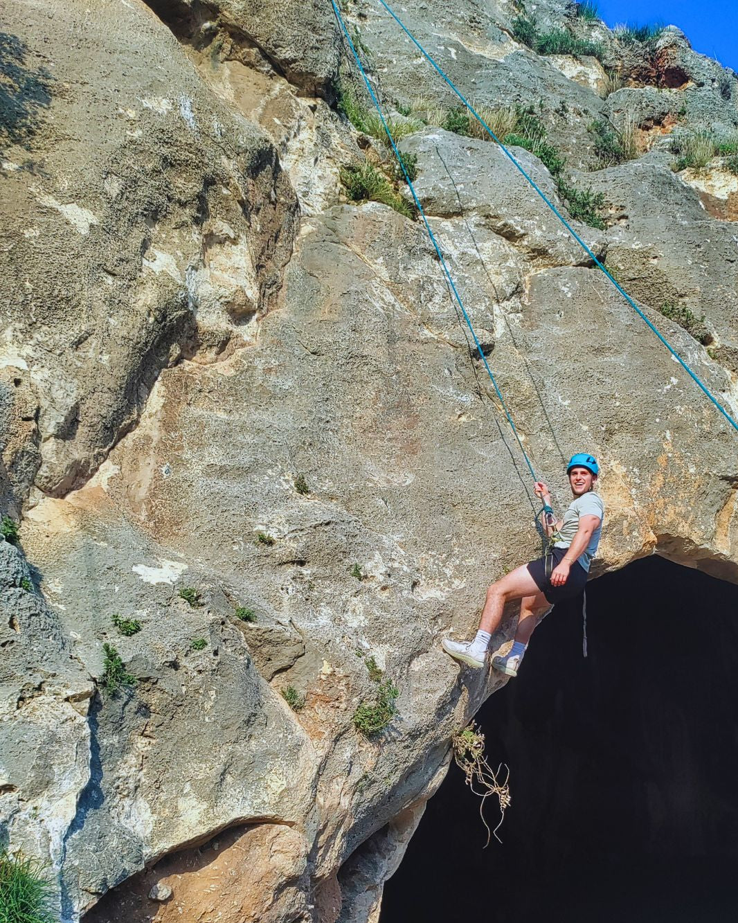 Yonim Cliff - rappelling and rock climbing