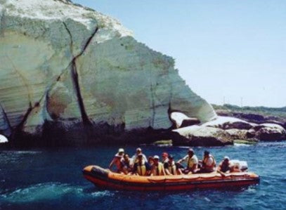 שייט סירות טורנדו ושנורקלים